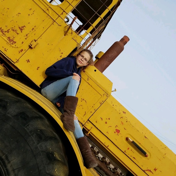 Meet your Posher, Kayleigh - Picture 1 of 1